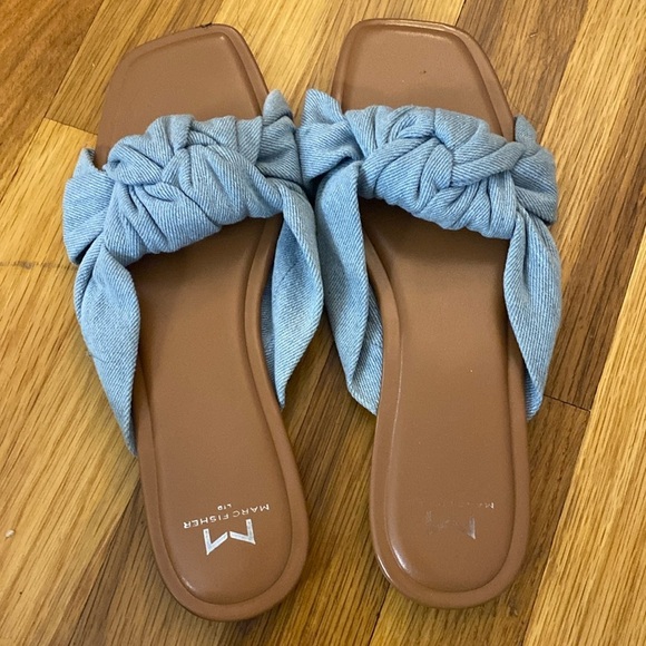 Marc Fisher Women’s Blue Slip On Sandals Size 10 - Picture 1 of 6